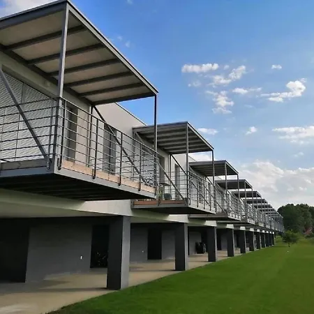 Appartement Opustisza7